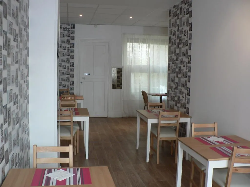 Hôtel Les Alizés Biarritz 2*,